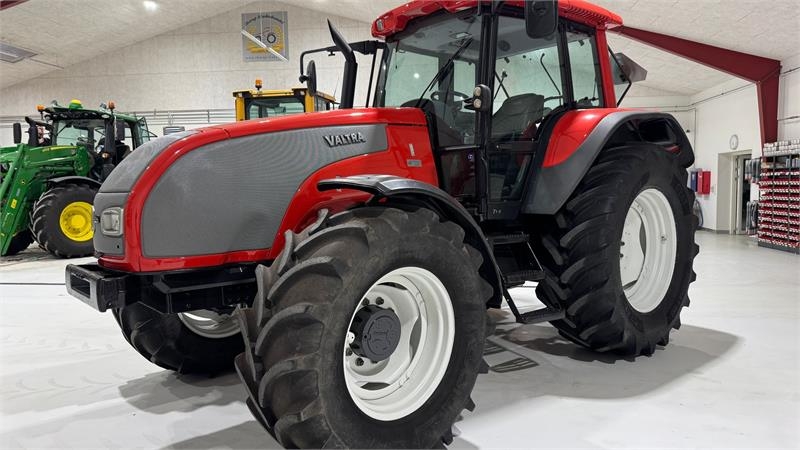 Valtra T150 KUN 4900 TIMER!
