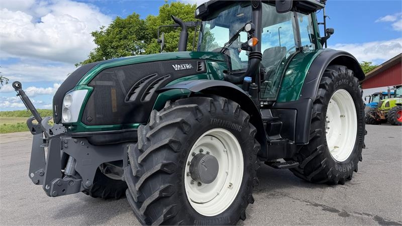 Valtra T163 DIRECT KUN 2600 TIMER!