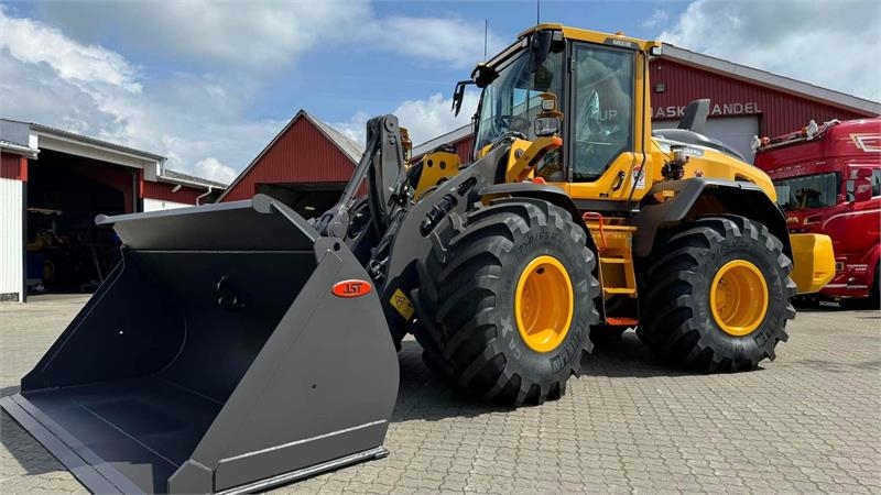 Volvo L 90 H KUN 2500 TIMER!
