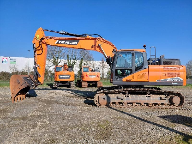 Doosan DX210LC-7