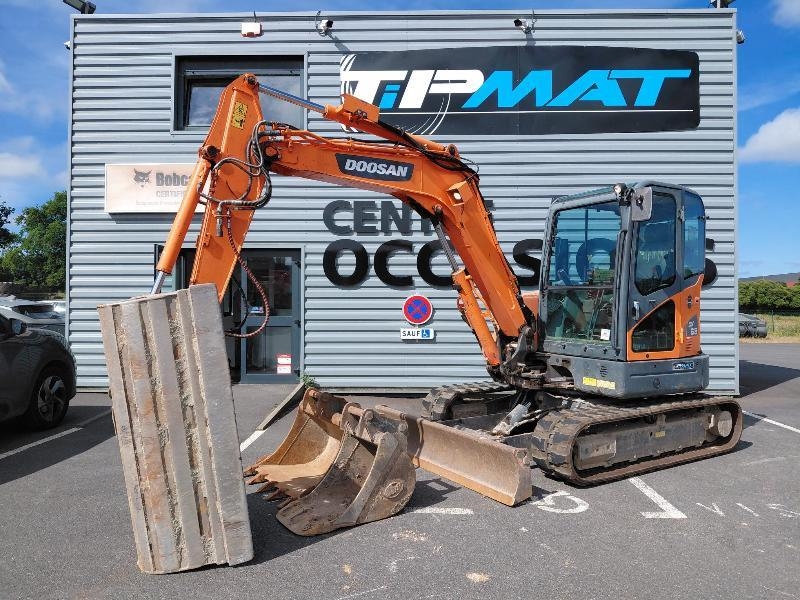 Doosan DX63-3