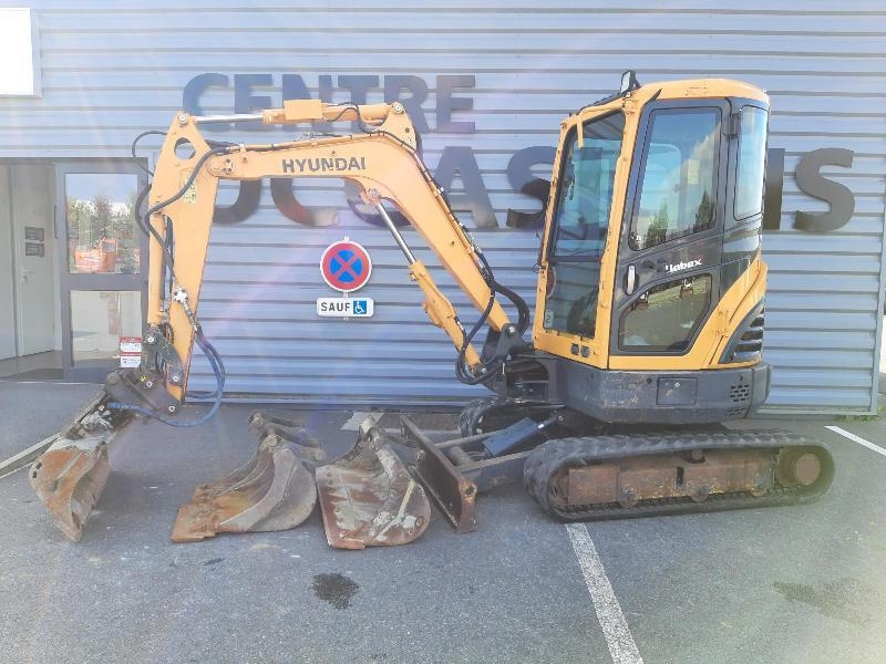 Hyundai R25Z-9AK