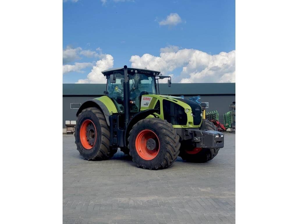 Axion 950