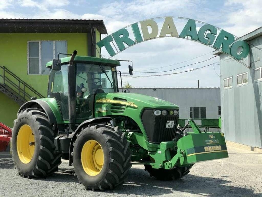 7820