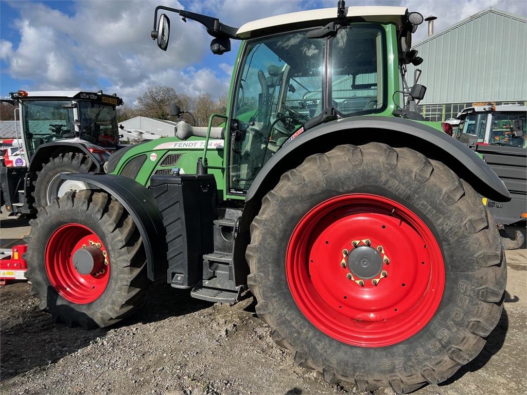 Fendt 724