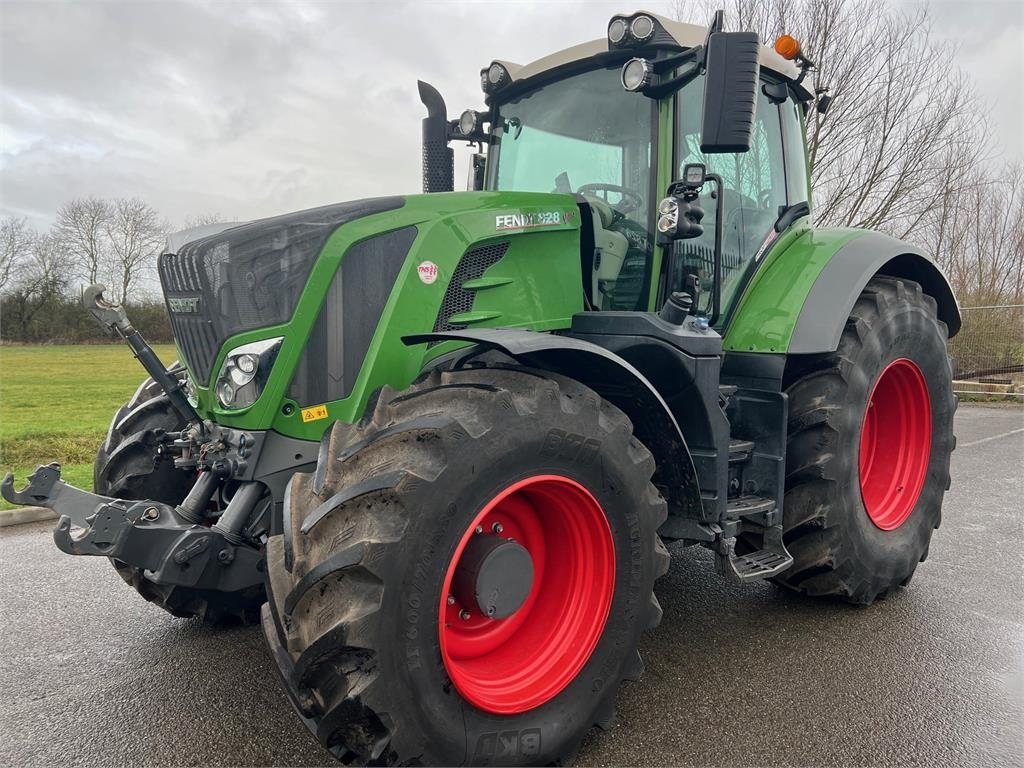 Fendt 828