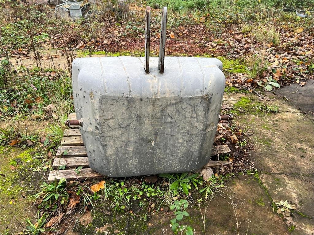 Misc.Machinery 900KG