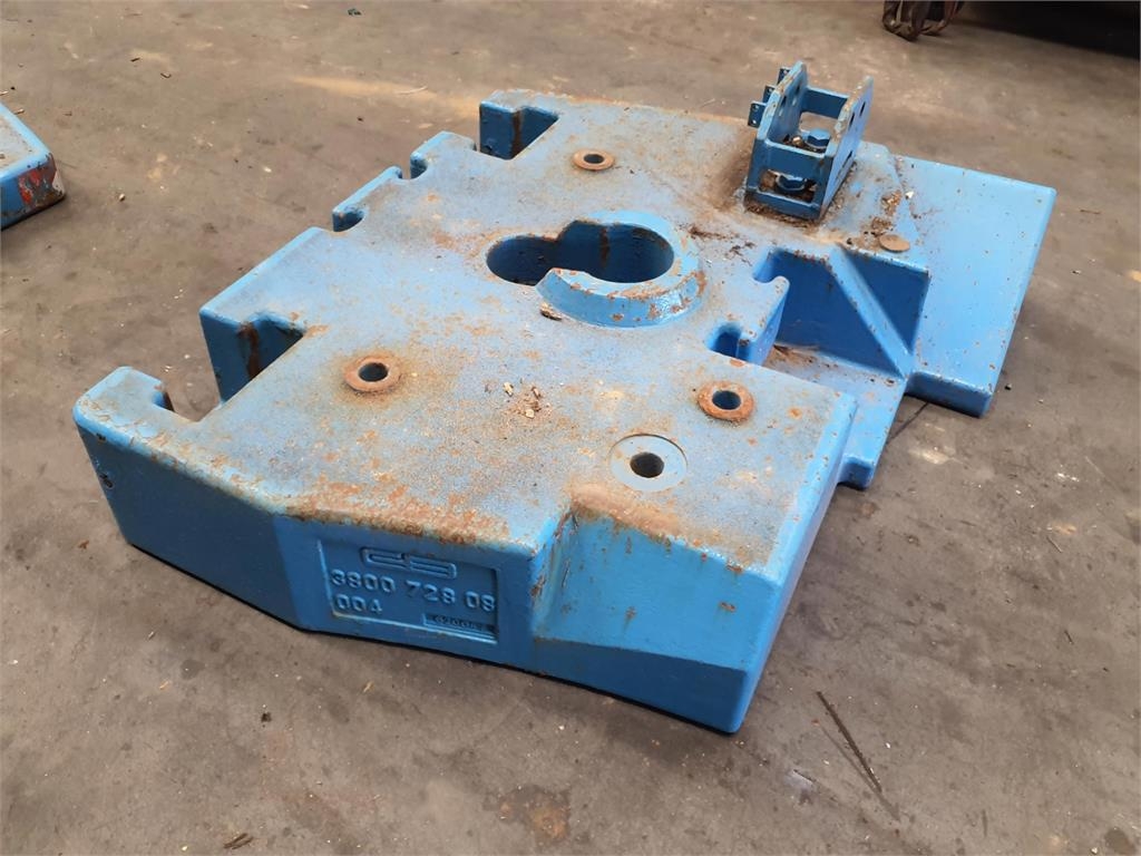 Liebherr LTM 1100-4.2 counterweight 3T