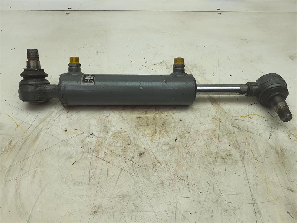 Liebherr LTM 1130-5.1 steering cylinder axle 4