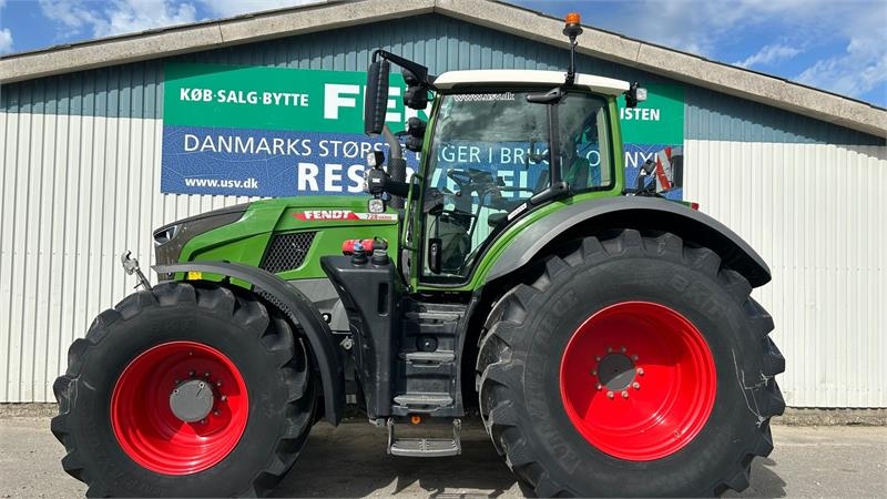 Tracteur agricole Fendt 728 Vario Gen7 Profi+ Setting2 Med Front PTO — occasion 2023, 3 146 h