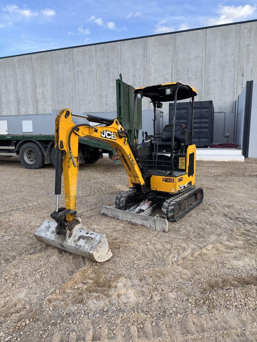 JCB 18Z
