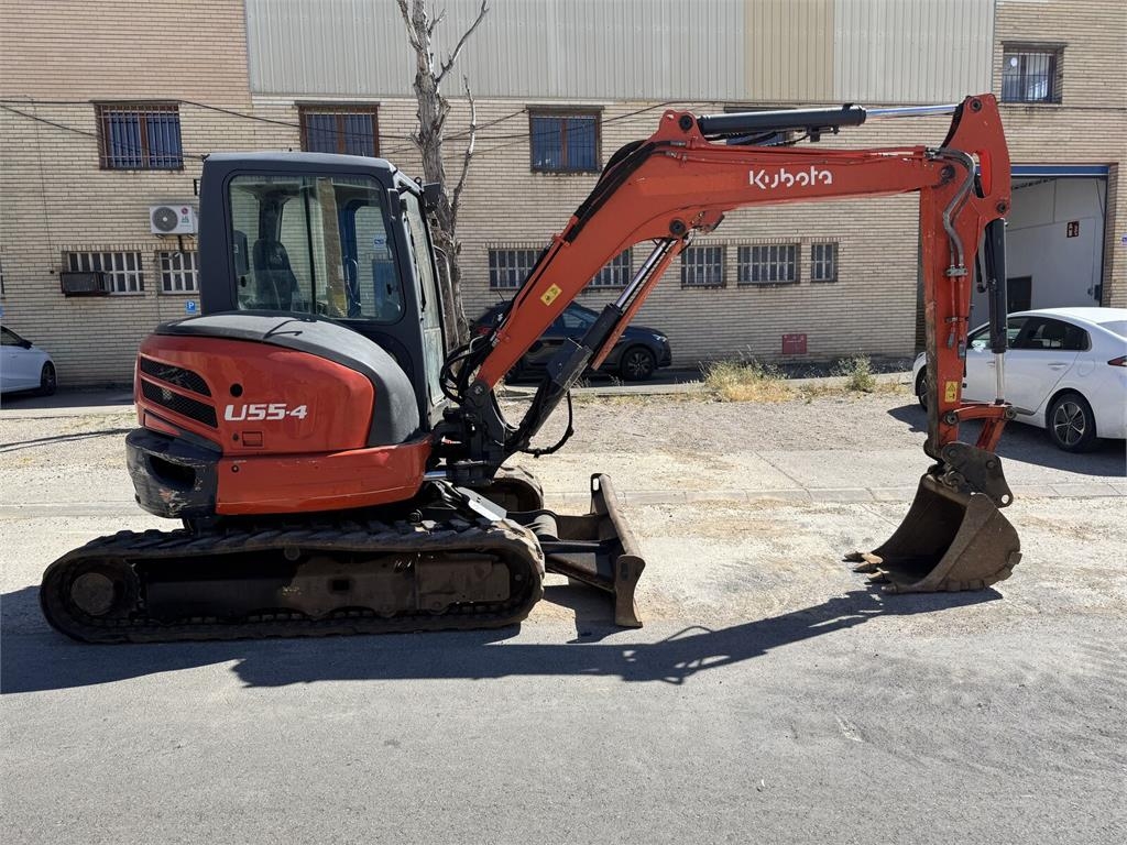 Kubota U55