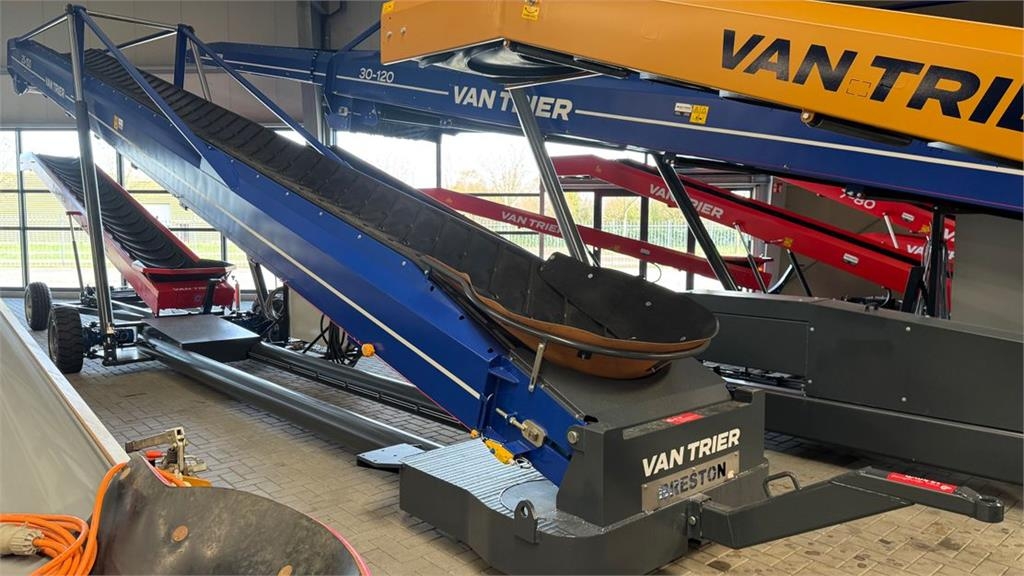 Breston Z25-100XW Ship loader