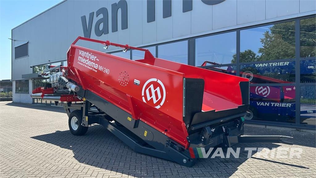 Miedema MH240 Receiving hopper