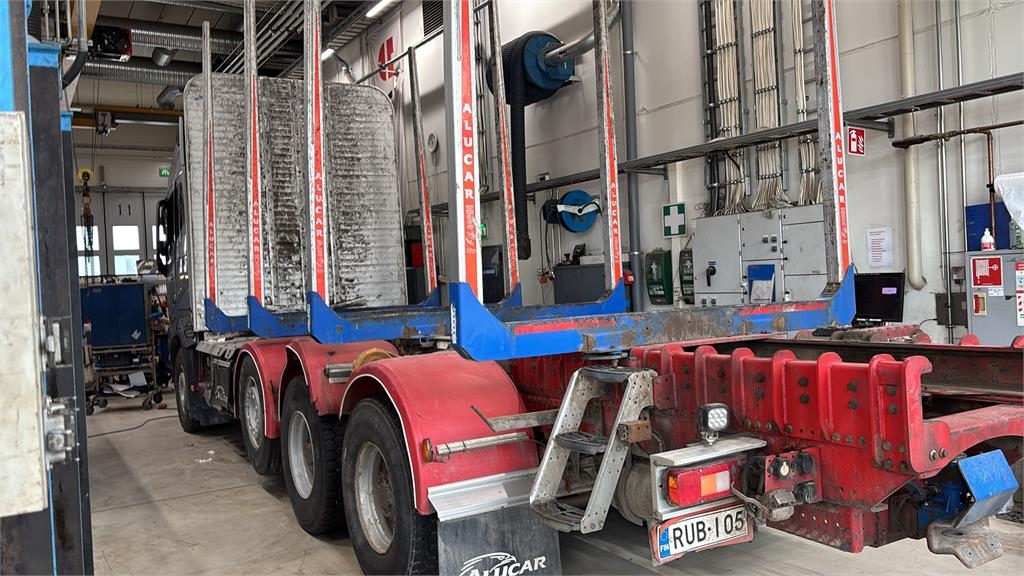 Volvo FH650 8x4 ALUCAR