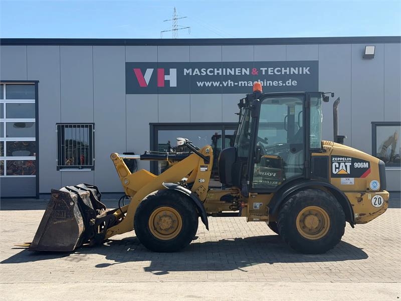 Chargeuse sur pneus Caterpillar 906M — occasion 2015, 4 387 h