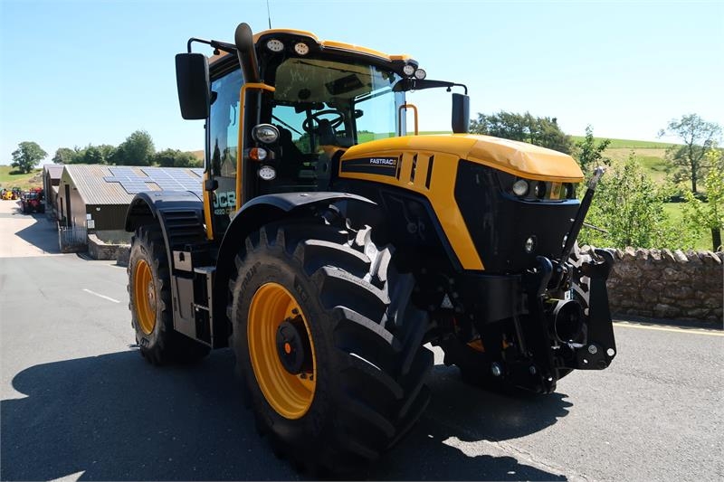 JCB FASTRAC 4220 ICON