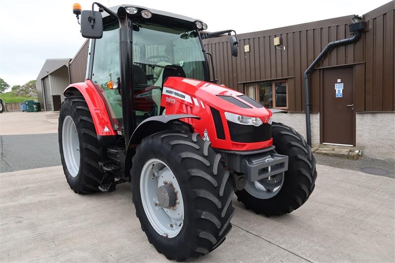 Massey Ferguson 5613