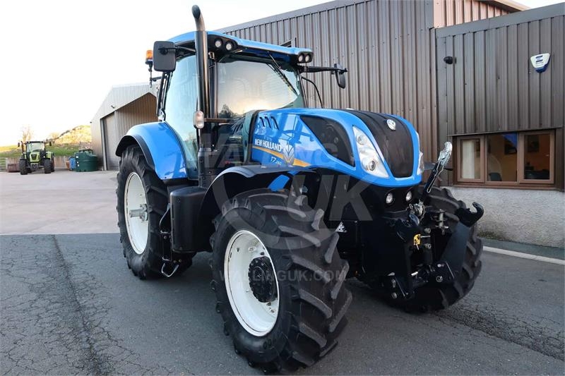 New Holland T7.260