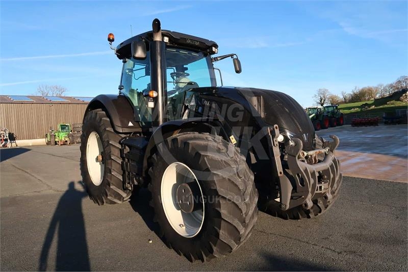 Valtra S374