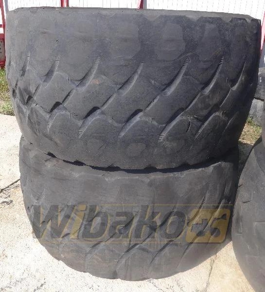 Goodyear 775/65/29 24/45/28 Wheel / Rad / Koło