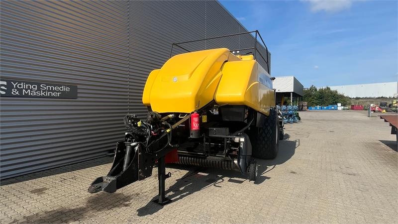 New Holland BB9090 m. vogn