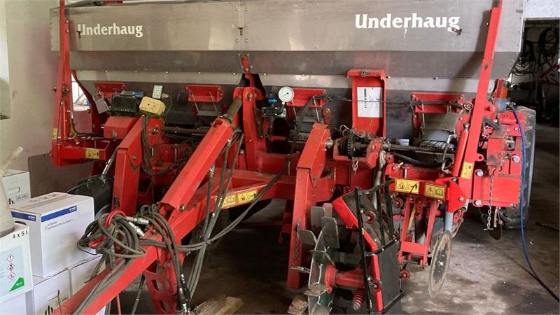 Underhaug 3744