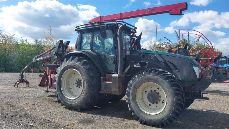 T193 Valtra T193