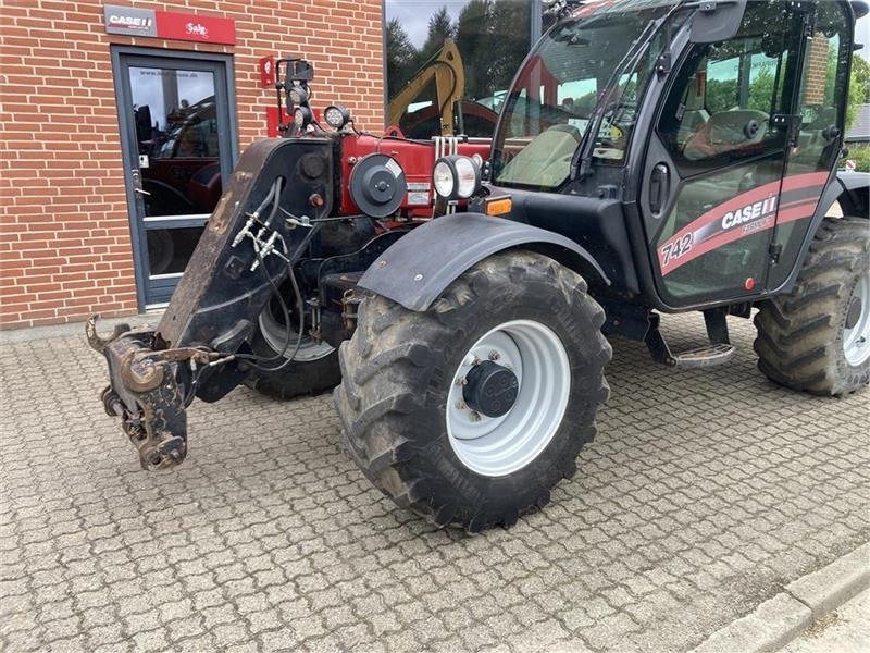 Chariot télescopique Case IH FARMLIFT 742 — occasion 2020, 4 339 h