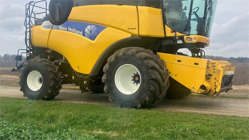 Moissonneuse-batteuse New Holland CR9080 Evolution — occasion 2008, 2 706 h