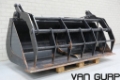 Chariot télescopique Manitou Pelikaanbak mestvork 240 cm — occasion 2024, 300 h