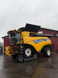 Moissonneuse-batteuse New Holland CR 9.90 — occasion 2019, 1 715 h
