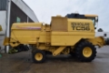 Moissonneuse-batteuse New Holland TC 56 — occasion 1998, 3 293 h