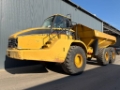Tombereau articulé Caterpillar 735 — occasion 2004, 11 374 h