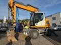 Pelle sur pneus Liebherr A918 Compact Litronic (2016 / 10900H ) — occasion 2016, 10 996 h