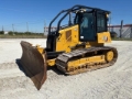 Bulldozer Caterpillar D4 LGP — occasion 2023, 2 124 h