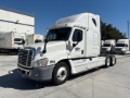 Tracteur routier Freightliner Cascadia 125 — occasion 2013
