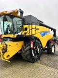 Moissonneuse-batteuse New Holland CR 9080 SLH — occasion 2007, 2 800 h