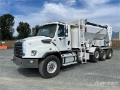 Camion malaxeur Freightliner 114SD — occasion 2024