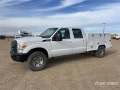 Utilitaire benne Ford F-350 4x4 Crew Cab Utility — occasion 2016