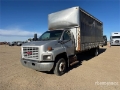 Camion PLSC GMC C6500 4x2 Curtain Side — occasion 2009