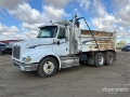 Camion benne International 9200i — occasion 2007