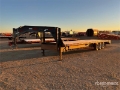 Remorque porte-engins Oasis 31 ft Tri/A Gooseneck Equipment — occasion 2022