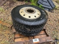 Pneu, roue et jante Quantity of (2) Kapsen 11R24.5 Tires — occasion