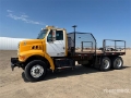 Camion plateau Sterling LT7500 — occasion 2004