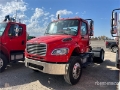 Tracteur routier Freightliner M2 106 — occasion 2013