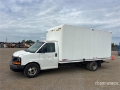 Camion fourgon GMC Savana 3500 4x2 Van — occasion 2011
