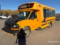 Minibus GMC Savana 4500 4x2 24-Seat School Bus — occasion 2012