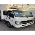 Camion frigorifique Hino 195 Refrigerated — occasion 2017