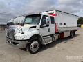 Camion de dépannage International MV607 4x2 Extended Cab Rollback — occasion 2021